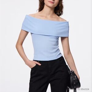 GU Women’s Off-Shoulder Ribbed Camisole in Light Blue